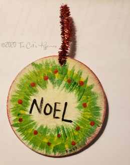 Noel Ornament with wreath
